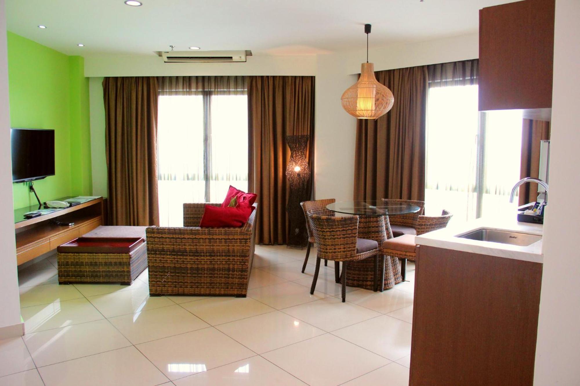 Imperial Heritage Hotel 4*